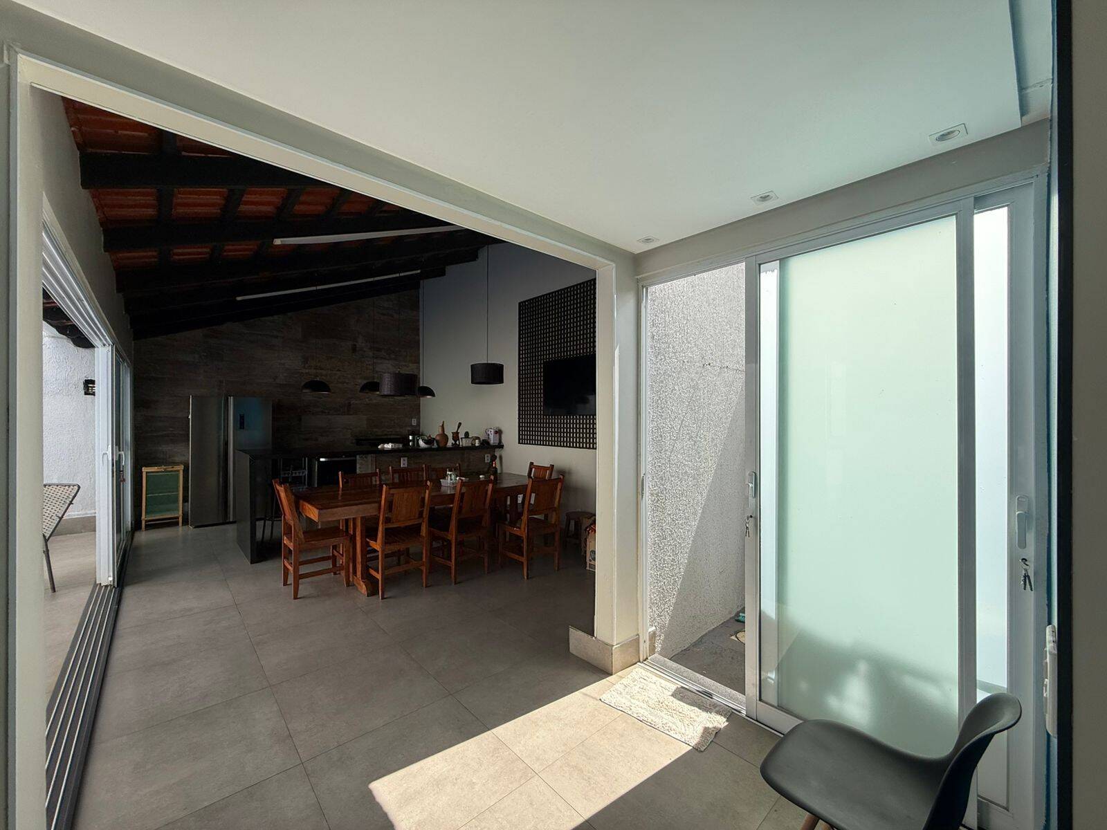 Casa, 3 quartos, 250 m² - Foto 15