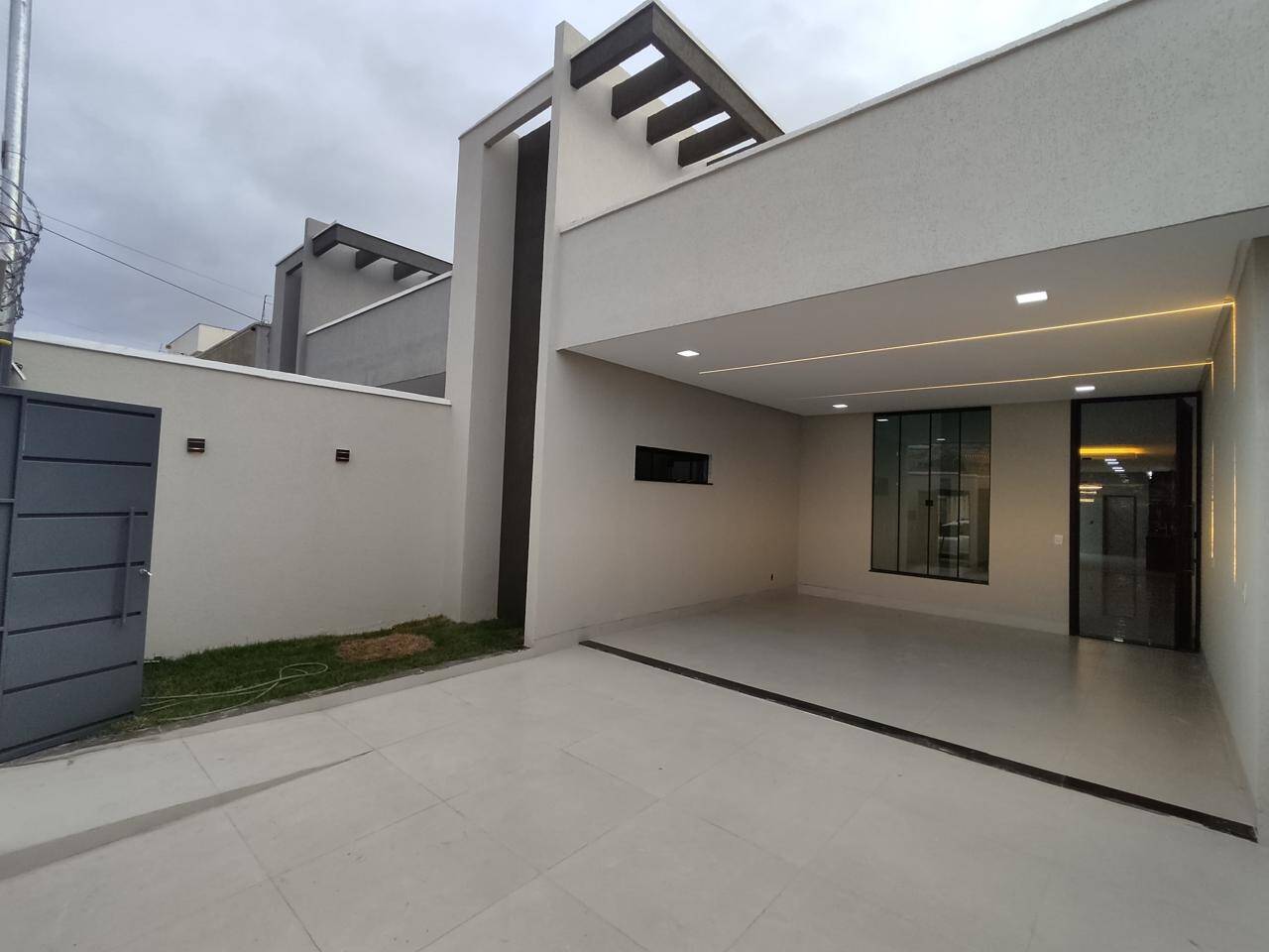 Casa, 3 quartos, 210 m² - Foto 1