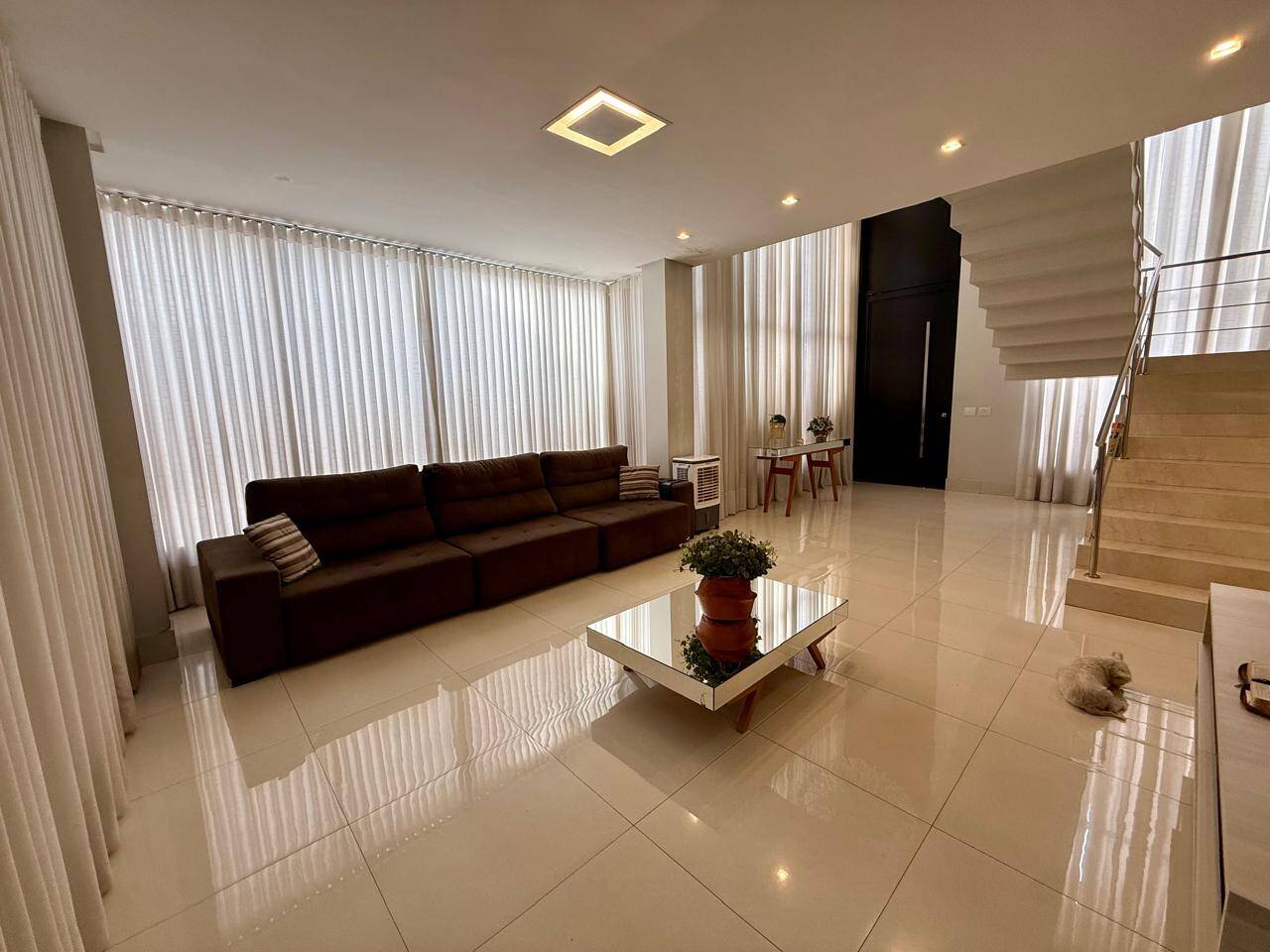 Sobrado, 4 quartos, 597 m² - Foto 5
