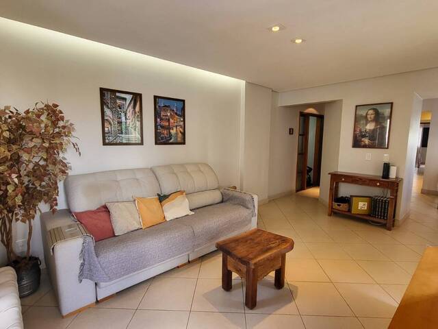 #317 - Apartamento para Venda em Goiânia - GO