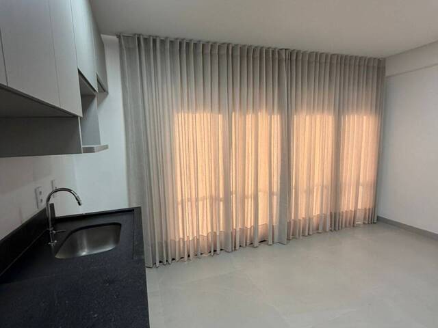 #313 - Apartamento para Venda em Goiânia - GO