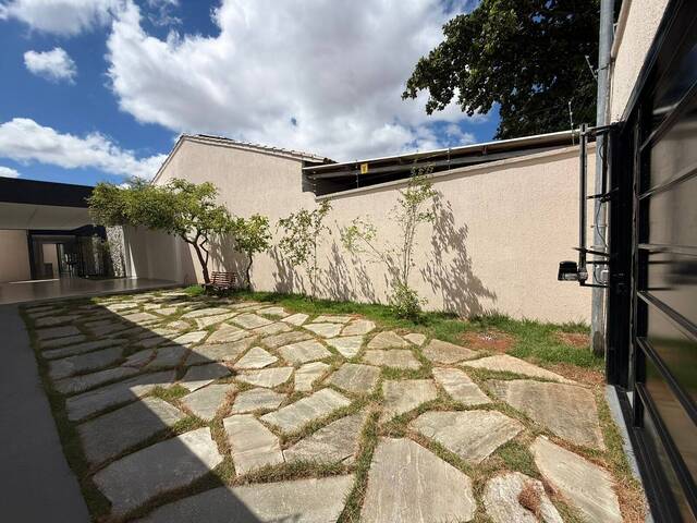 #304 - Casa para Venda em Goiânia - GO