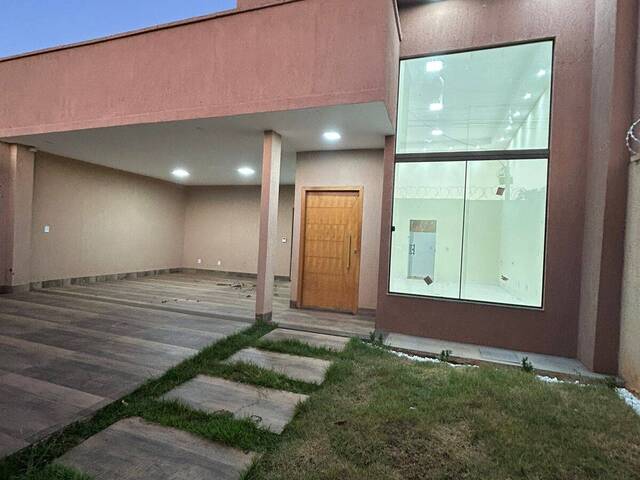 Casa para Venda em Aparecida de Goiânia - 3