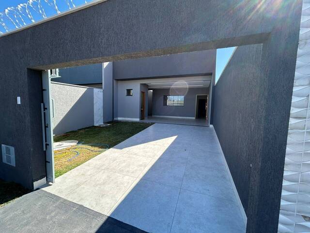 Casa para Venda em Aparecida de Goiânia - 2