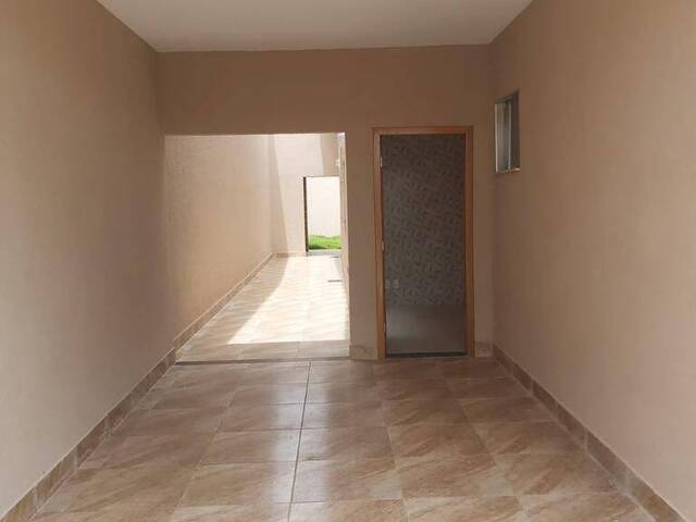Casa para Venda em Aparecida de Goiânia - 3