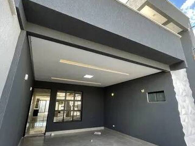 Casa para Venda em Goiânia - 3