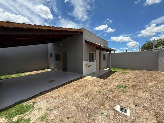 Casa para Venda em Goiânia - 5
