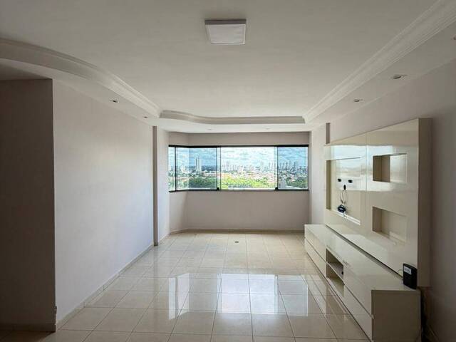 Apartamento para Venda em Goiânia - 3