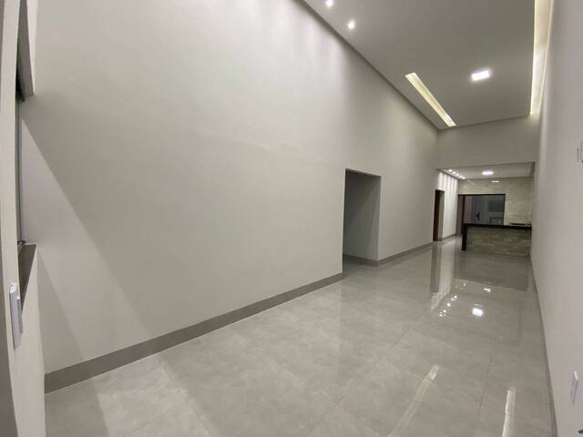 Casa para Venda em Goiânia - 5