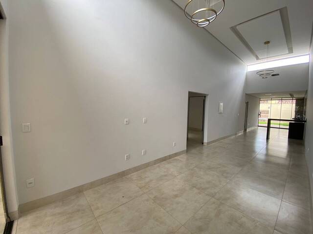 Casa para Venda em Goiânia - 3