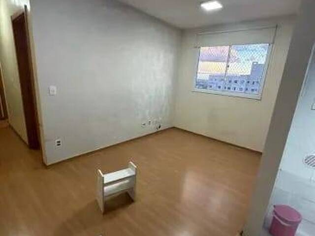 #5000 - Apartamento para Venda em Goiânia - GO