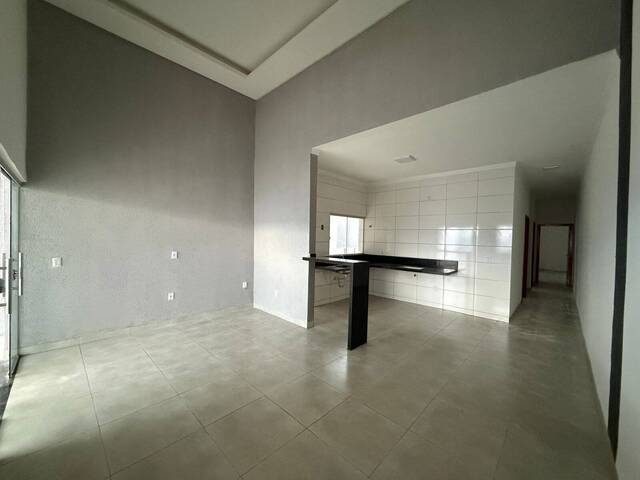 Casa para Venda em Goiânia - 5