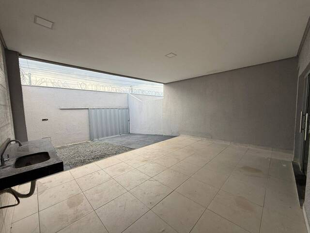 #318 - Casa para Venda em Goiânia - GO