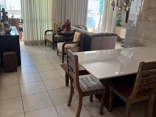 Apartamento para Venda em Goiânia - 4