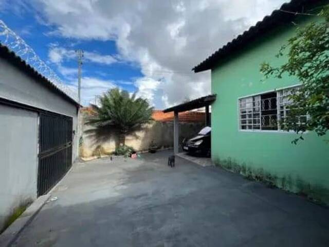 Casa para Venda em Goiânia - 3