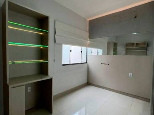 Casa para Venda em Goiânia - 5
