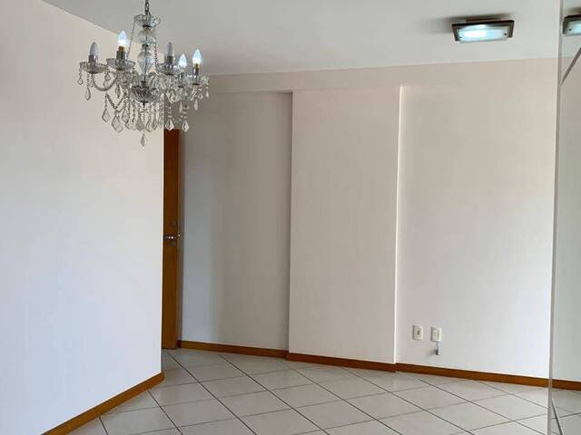 #5023 - Apartamento para Venda em Goiânia - GO