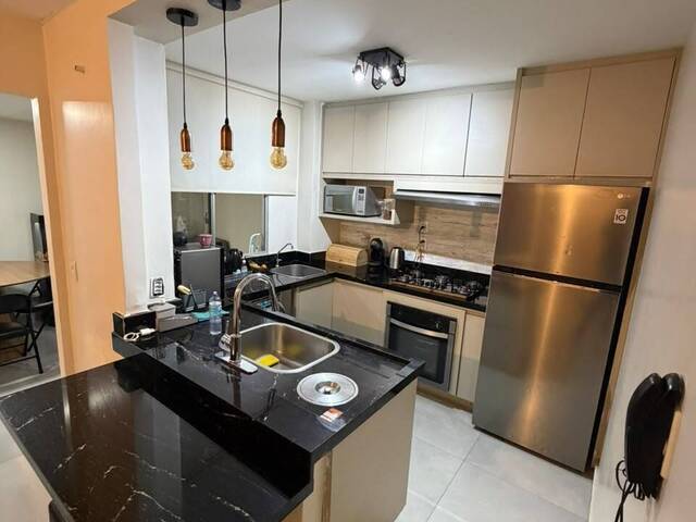 Apartamento para Venda em Aparecida de Goiânia - 5