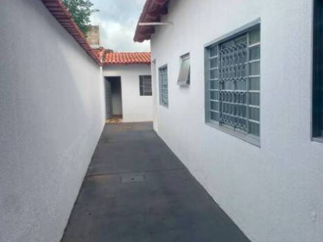 Casa para Venda em Goiânia - 5