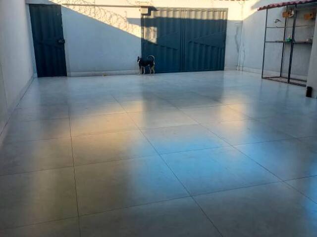 Casa para Venda em Goiânia - 3