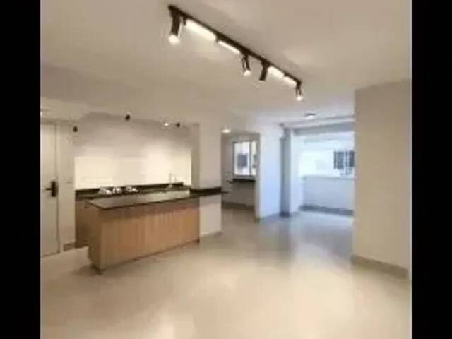 Apartamento para Venda em Goiânia - 2