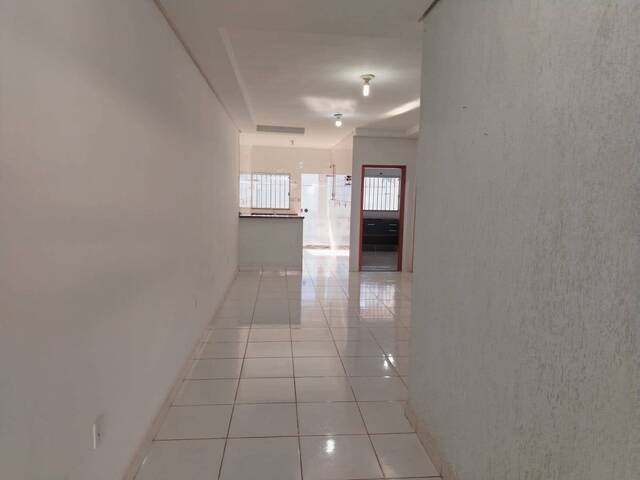 Casa para Venda em Goiânia - 4