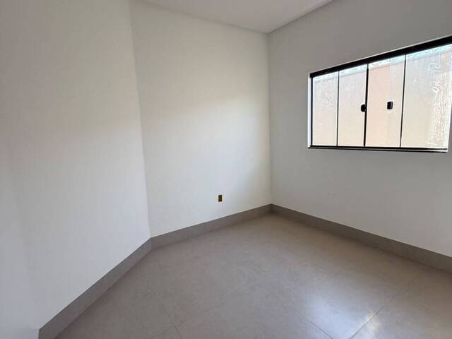 Casa para Venda em Aparecida de Goiânia - 4